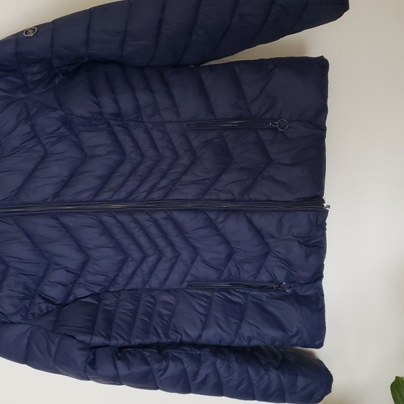 Michael Michael Kors navy blue packable puffer jacket, women's size small - Picture 3 of 11